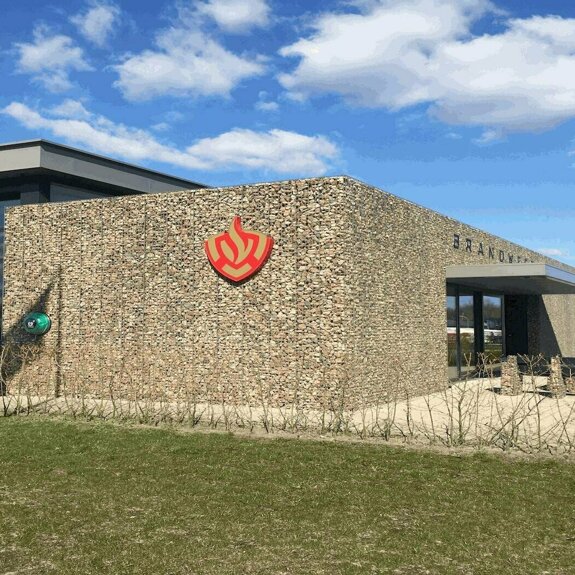 gevelbekleding bedrijfspand