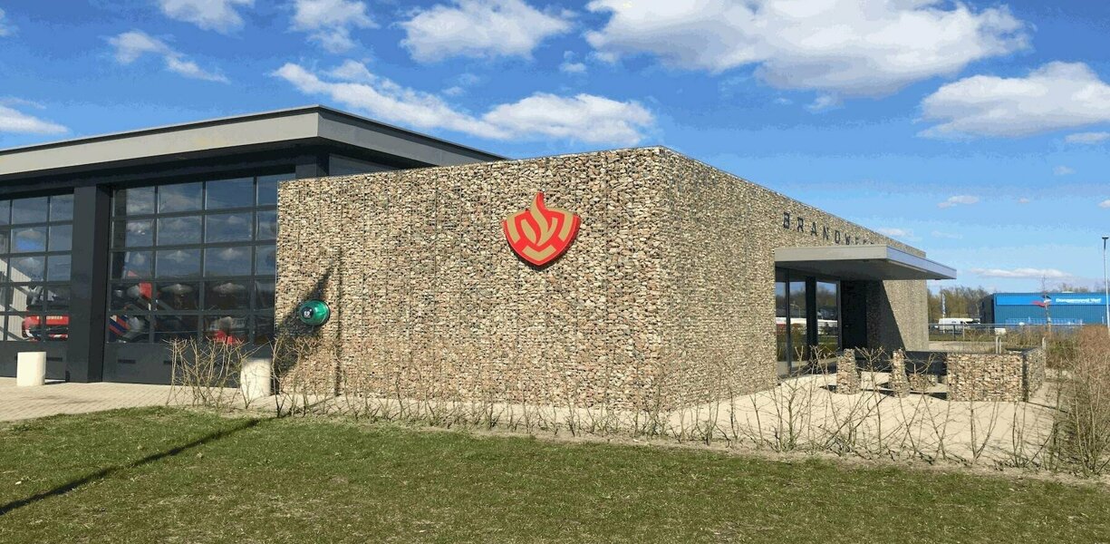 gevelbekleding bedrijfspand