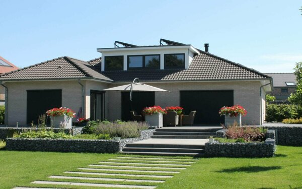 schanskorf-in-tuin-met-hoogteverschil-1485862501.jpg